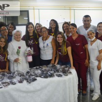 Alunos da FAP fazem doação para banco de cabelos do Hospital São Vicente