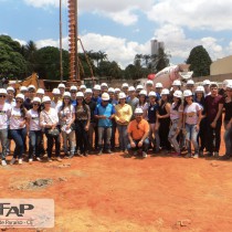 Alunos do Curso de Engenharia Civil da FAP participaram de visita técnica de Topografia