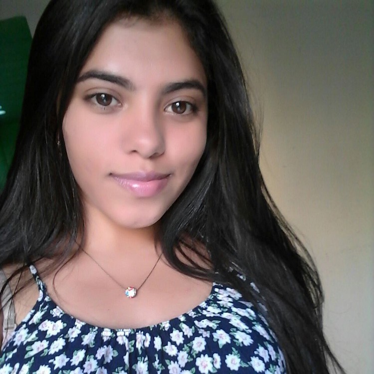 Sabrina Alves