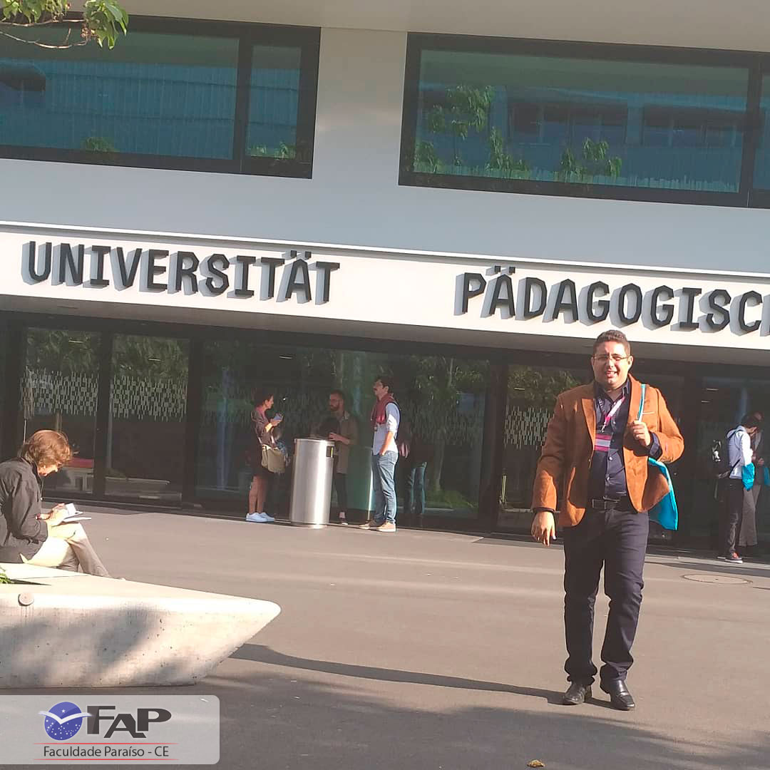 Professor da FAP participa de congresso internacional na Europa